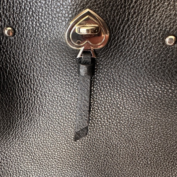 Elegant Kate Spade Black Leather Shoulder Bag with Gold Accent - Picture 9 of 16